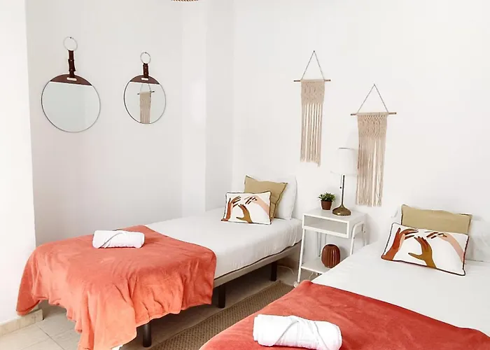 +3bed +2bath +wifi *