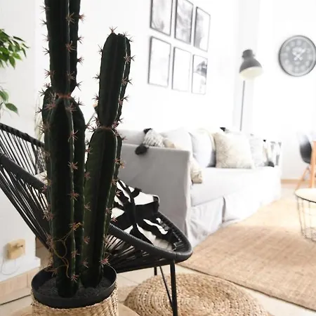 +3bed +2bath +wifi Lägenhet *