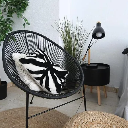 +3bed +2bath +wifi *