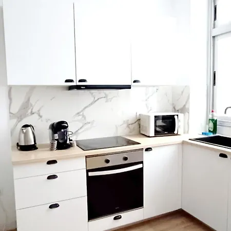 +3bed +2bath +wifi Lägenhet