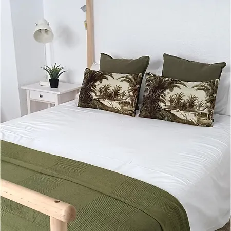 +3bed +2bath +wifi Apartment *